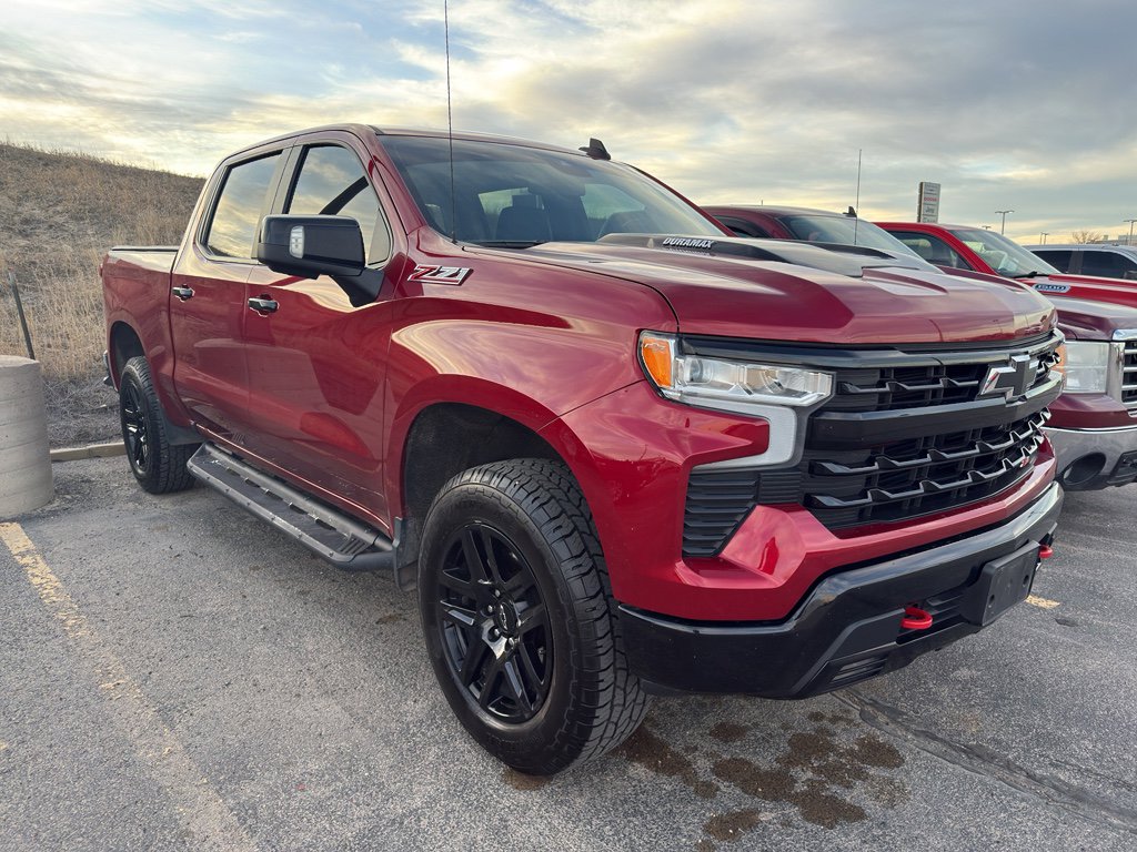 Used 2022 Chevrolet Silverado 1500 LT Trail Boss w/ LT Trail Boss Premium Package image 2