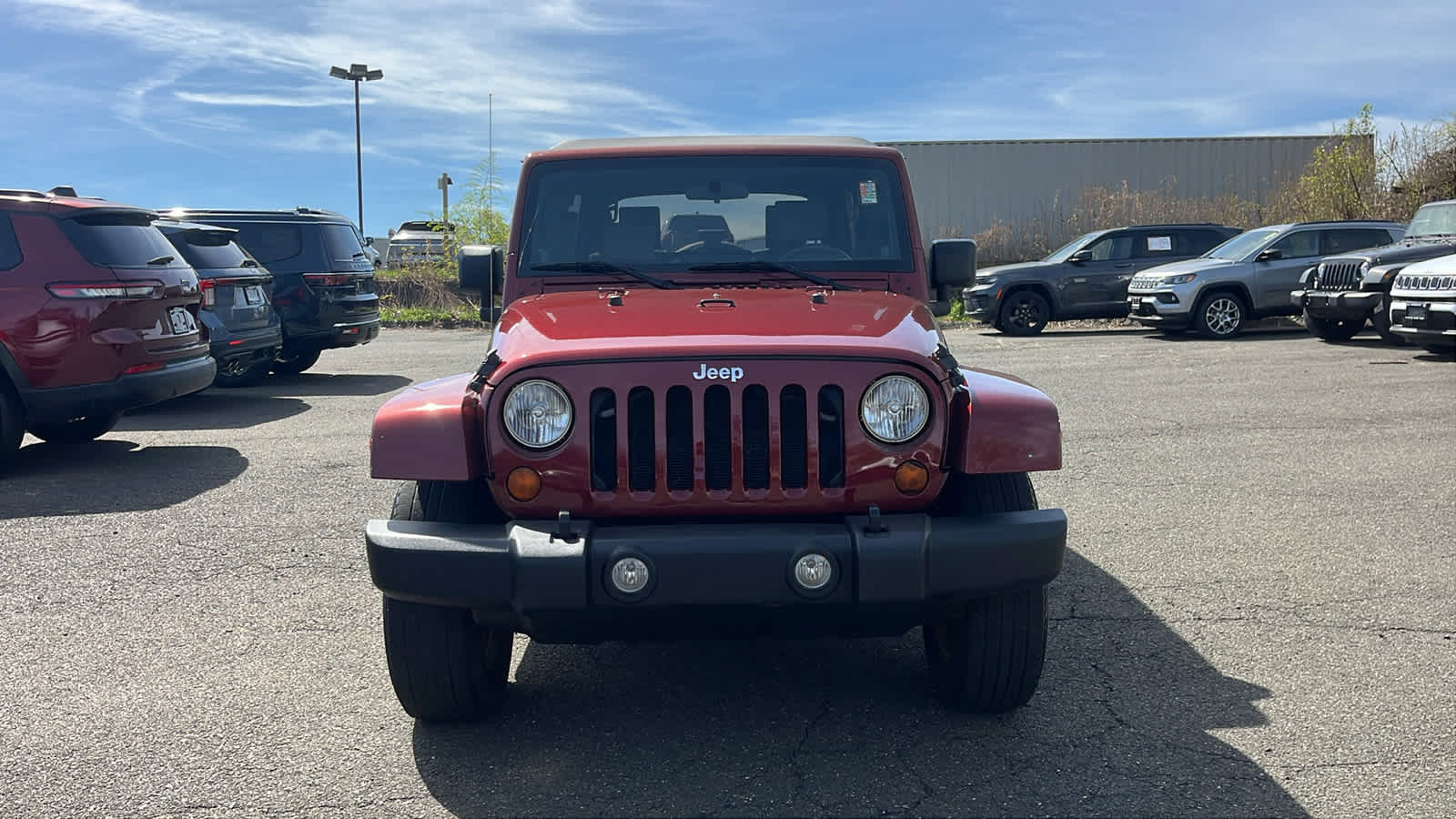 Used 2007 Jeep Wrangler Unlimited Sahara AWD/4WD image 2