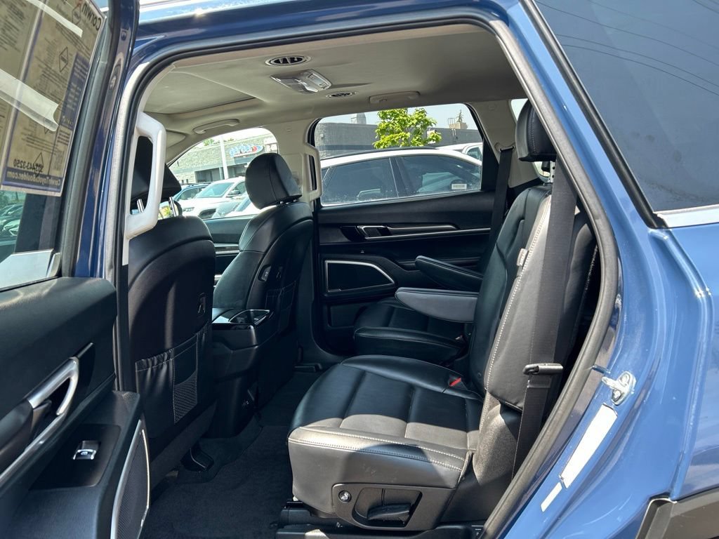 Used 2025 Kia Telluride S AWD/4WD image 21