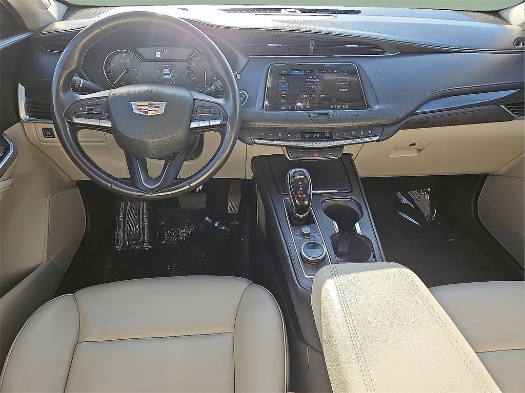 Used 2020 Cadillac XT4 Premium Luxury w/ Driver Awareness Package image 16