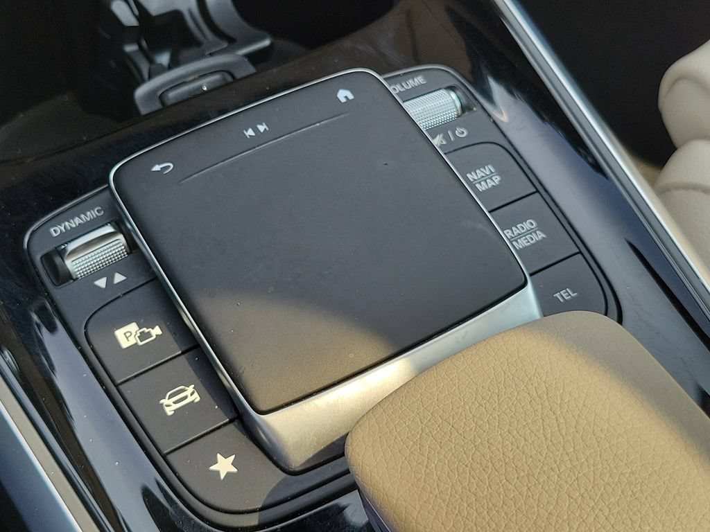 Used 2023 Mercedes-Benz EQB 300 4MATIC w/ Pinnacle Package image 37