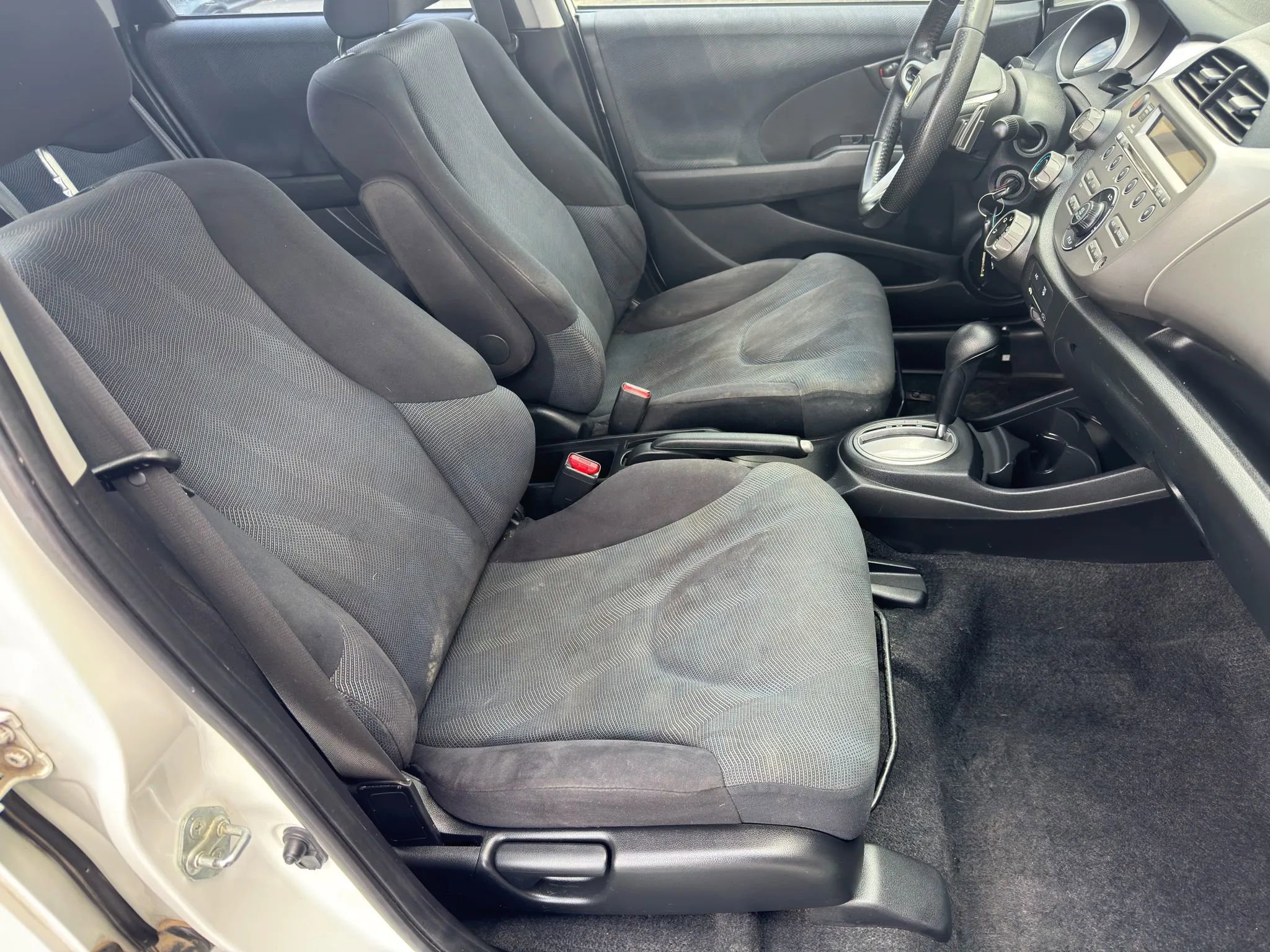 Used 2011 Honda Fit Sport image 17