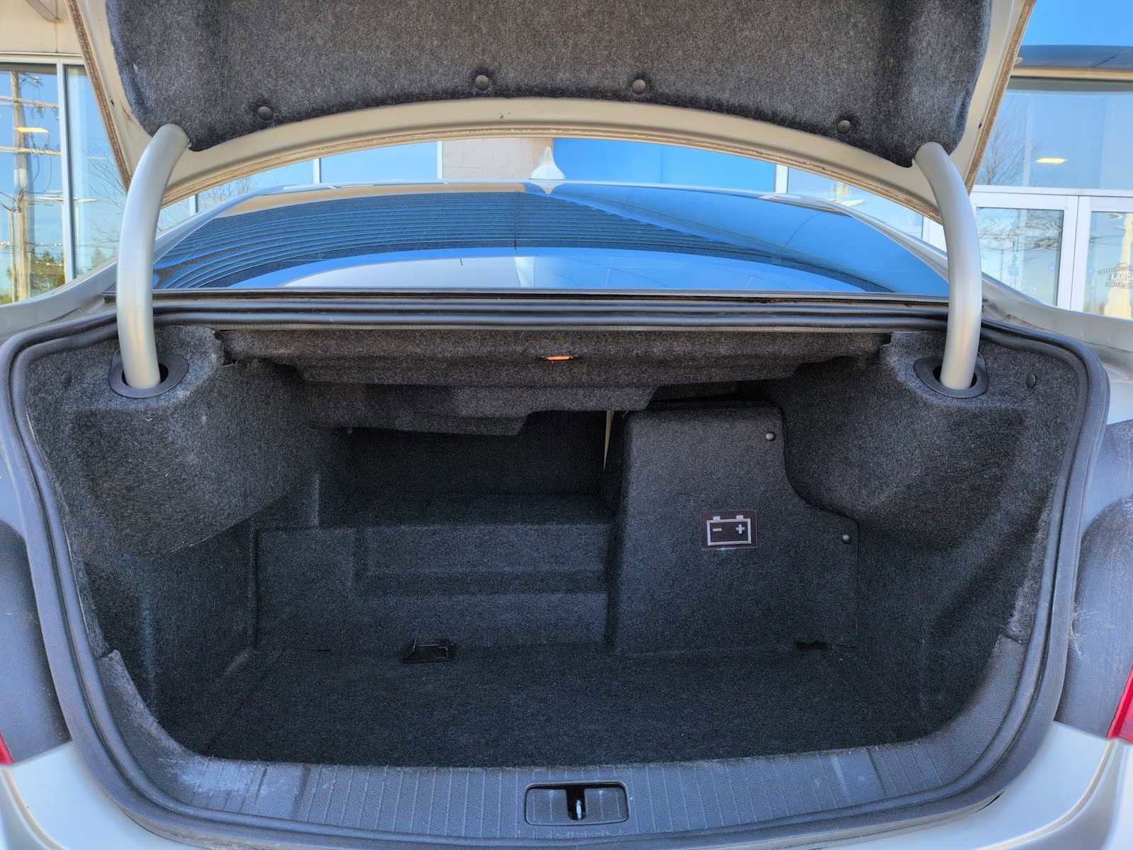 Used 2015 Buick LaCrosse image 31