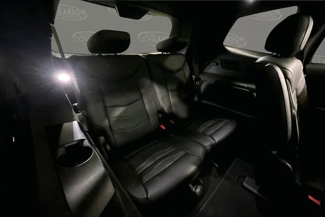 Used 2025 Cadillac XT6 Sport w/ Platinum Package image 35
