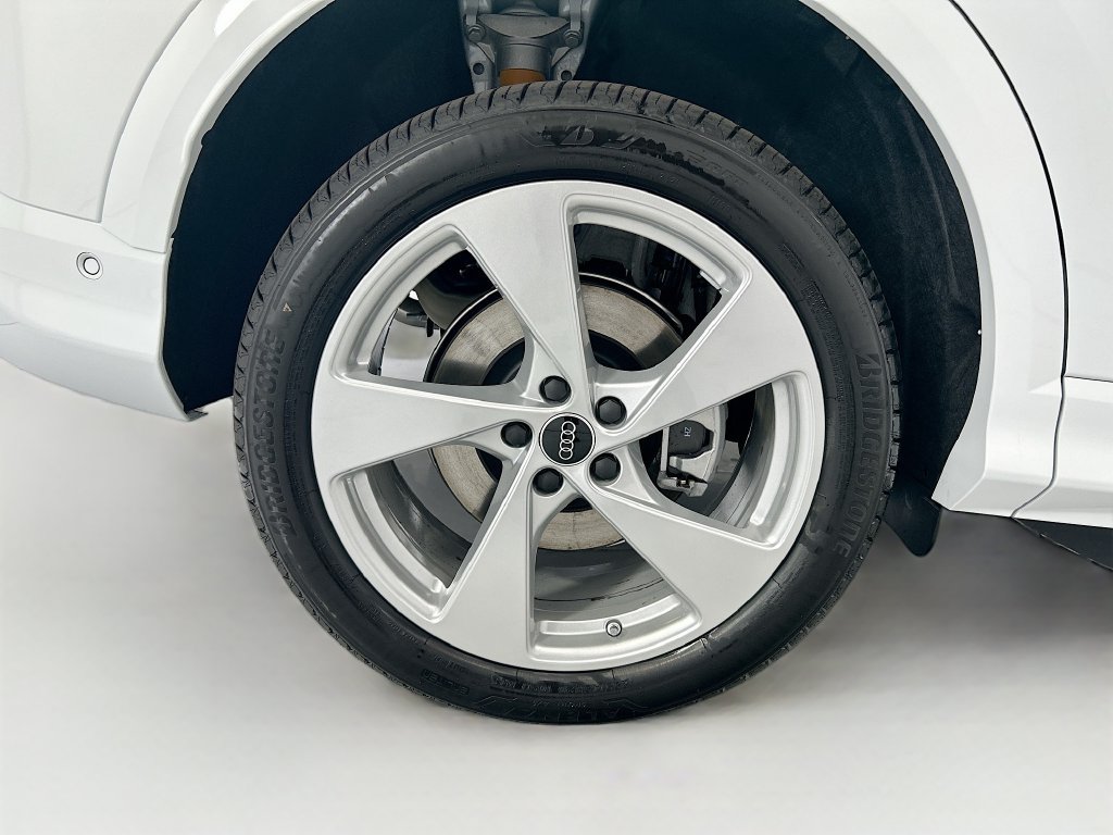 New 2026 Audi Q5 Premium Plus AWD/4WD image 32