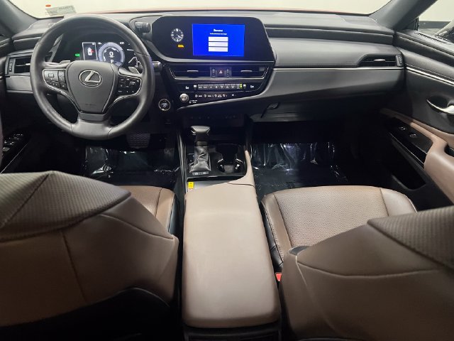 Certified 2025 Lexus ES 300h w/ Premium Package FWD image 14