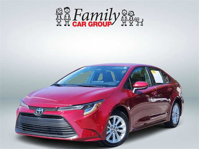 Used 2025 Toyota Corolla LE w/ LE Premium Package