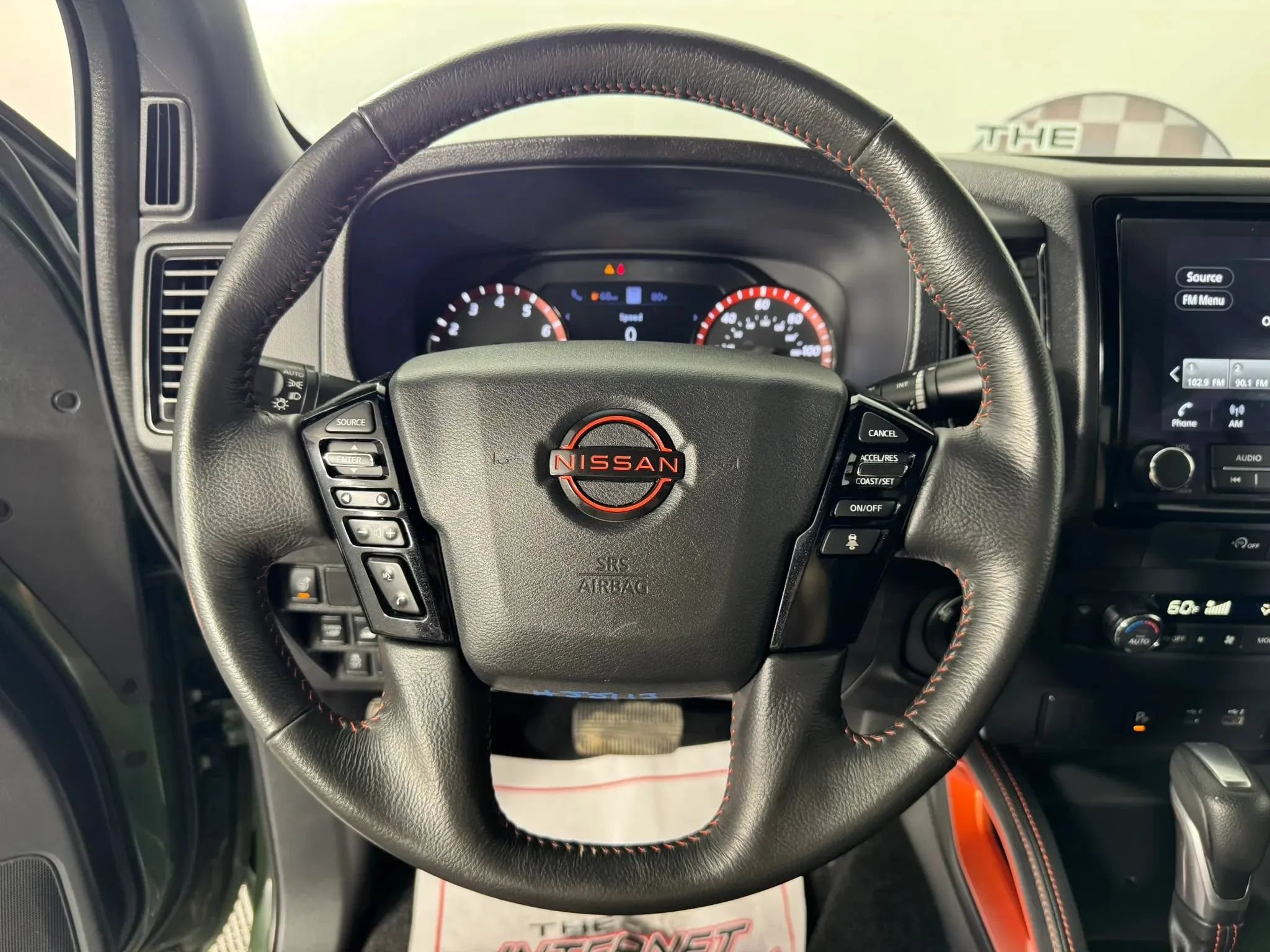 Used 2024 Nissan Frontier PRO-4X w/ Technology Package AWD/4WD image 13