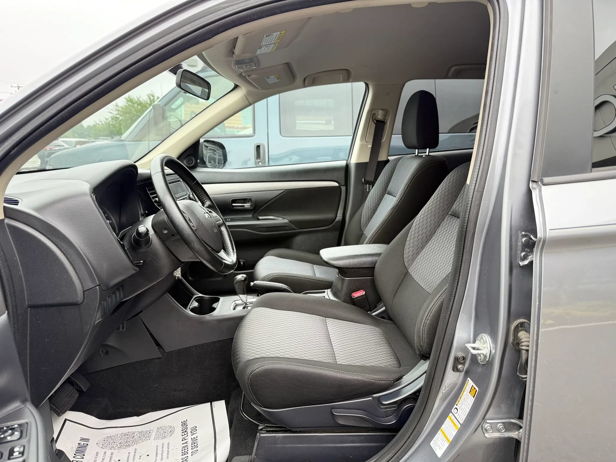 Used 2015 Mitsubishi Outlander ES FWD image 10