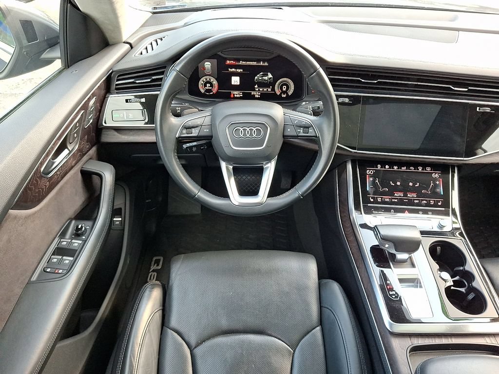 Used 2019 Audi Q8 Prestige w/ Luxury Package AWD/4WD image 11
