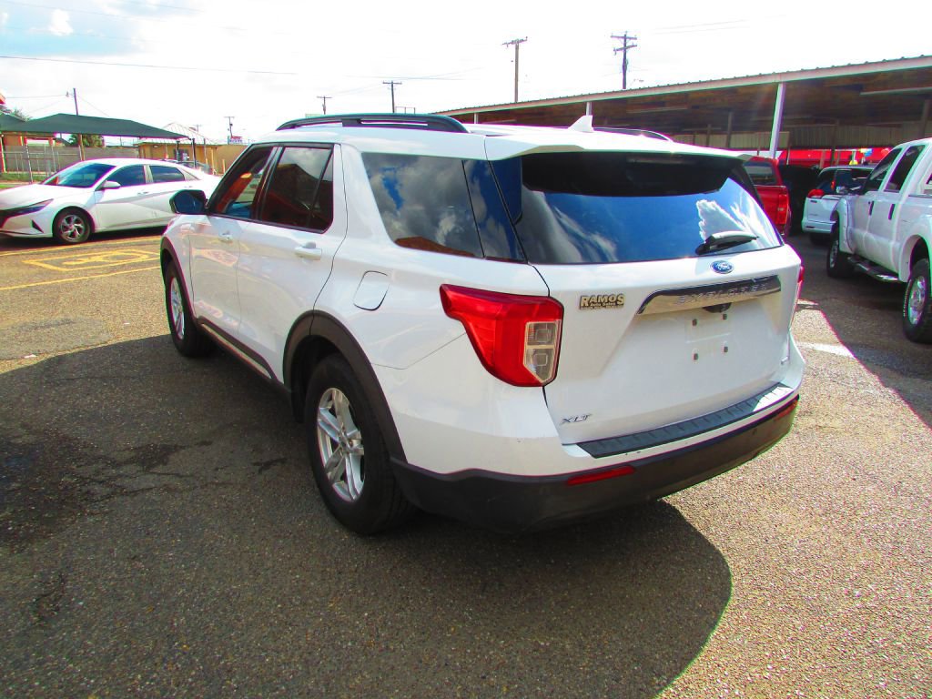 Used 2020 Ford Explorer XLT image 9