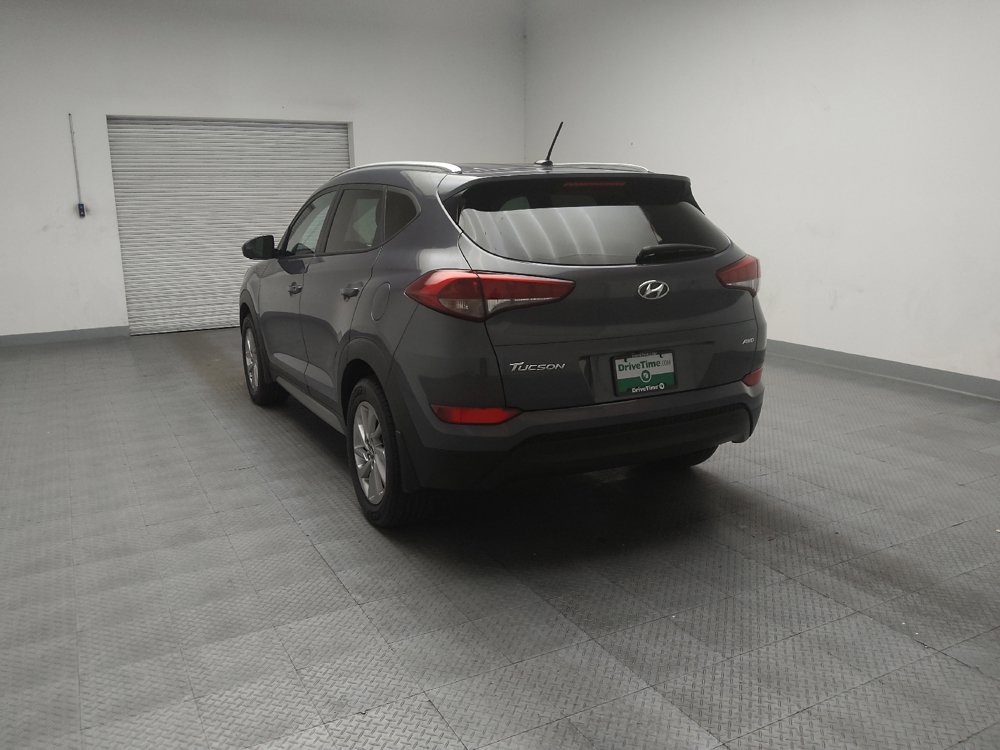 Used 2017 Hyundai Tucson SE w/ SE Popular Package 02 AWD/4WD image 6