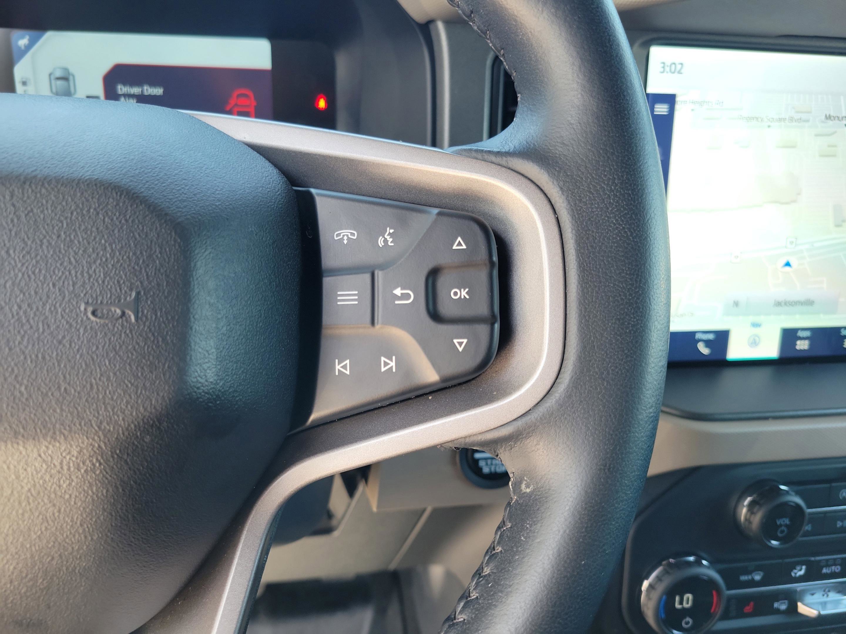 Used 2024 Ford Bronco Wildtrak image 11