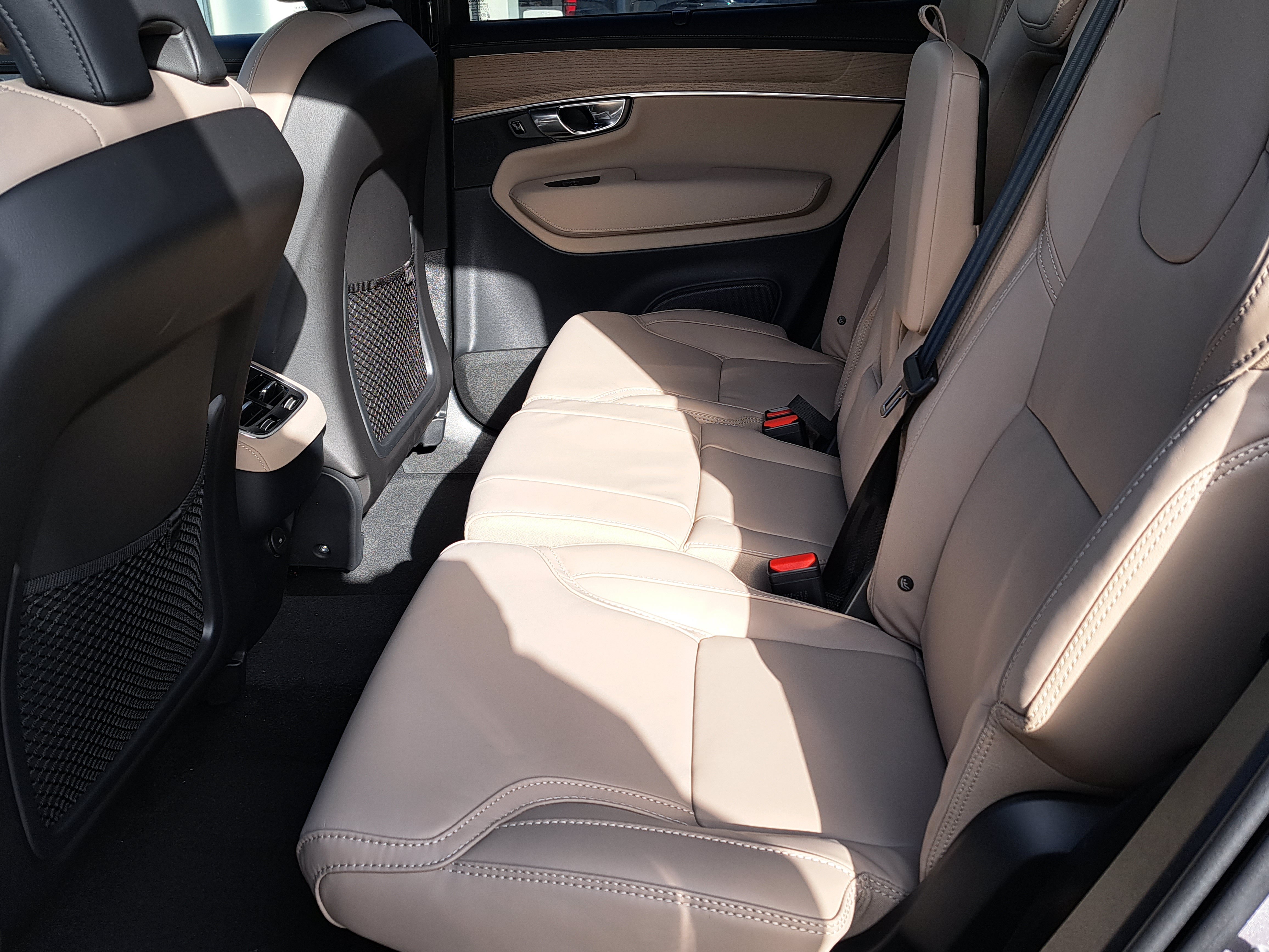 New 2026 Volvo XC90 B6 Ultra AWD/4WD image 7