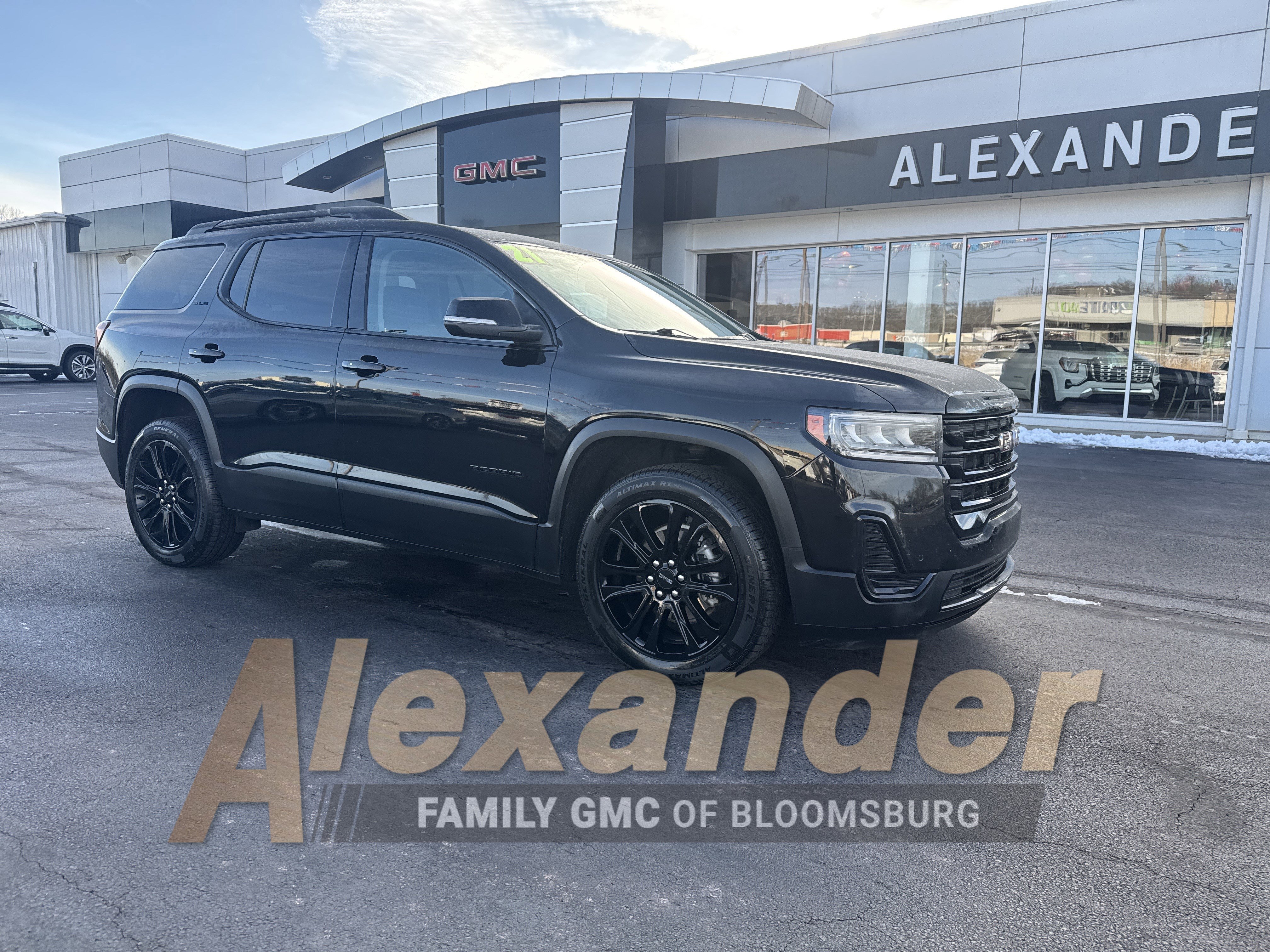 Used 2021 GMC Acadia SLE w/ Driver Convenience Package