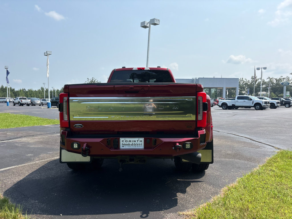 Used 2025 Ford F350 Platinum w/ Platinum Plus Package AWD/4WD image 10