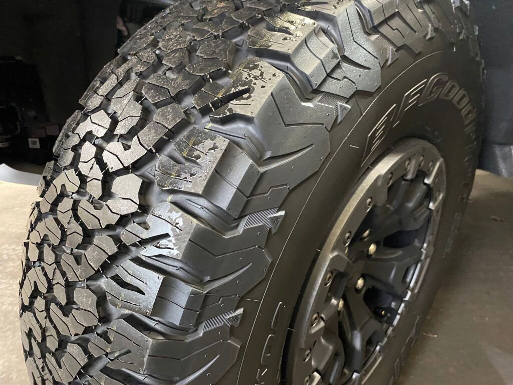 New 2025 Ford Bronco Raptor image 23