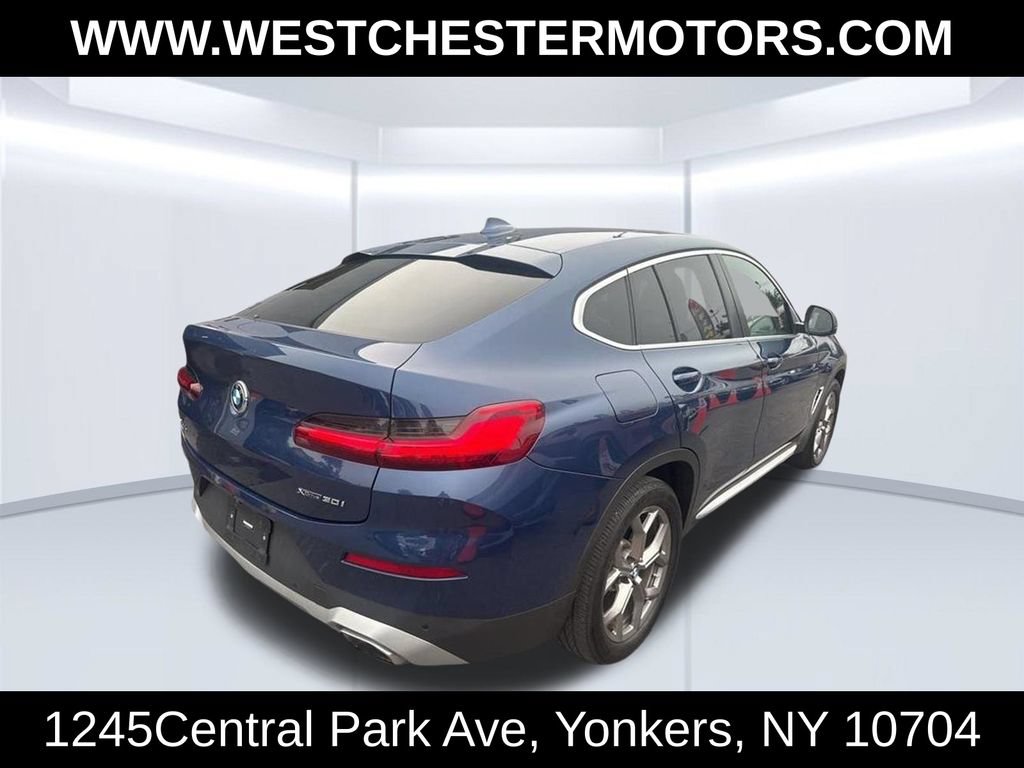 Used 2022 BMW X4 xDrive30i w/ Convenience Package AWD/4WD image 4