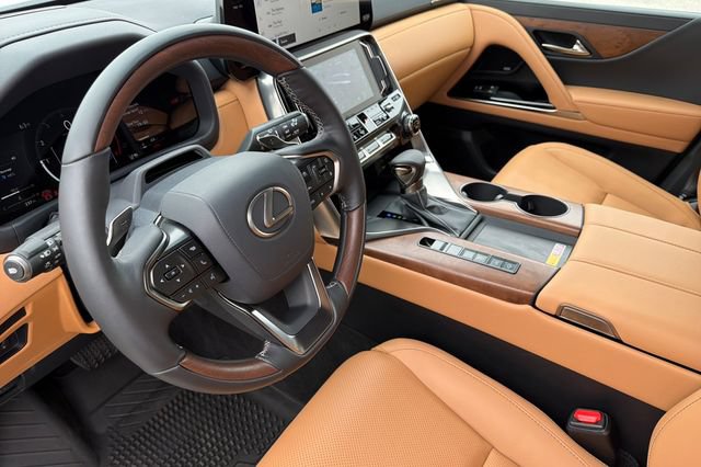 New 2026 Lexus LX 600 4WD w/ Appearance Package image 8
