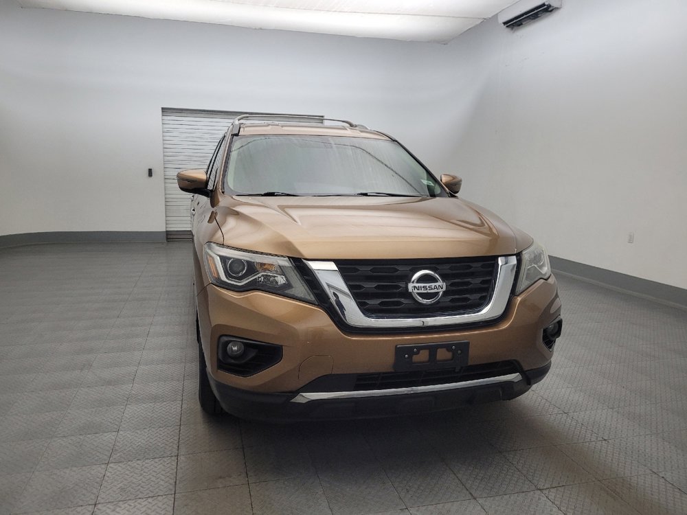 Used 2017 Nissan Pathfinder SV w/ SV Cold Weather Package FWD image 14