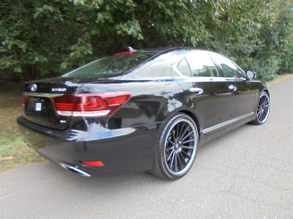 Used 2013 Lexus LS 460 AWD image 9