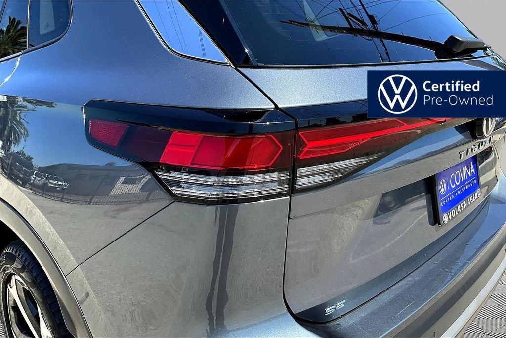 Used 2025 Volkswagen Tiguan SE FWD image 24