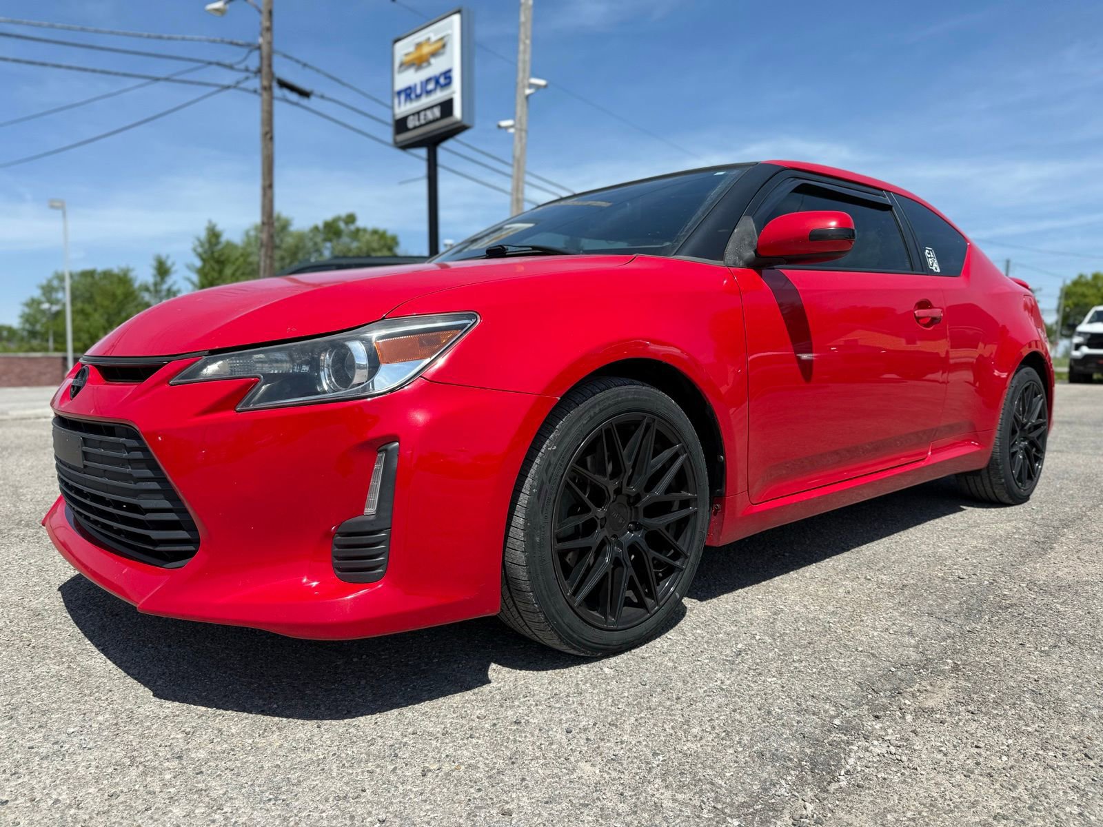Used 2015 Scion tC image 2