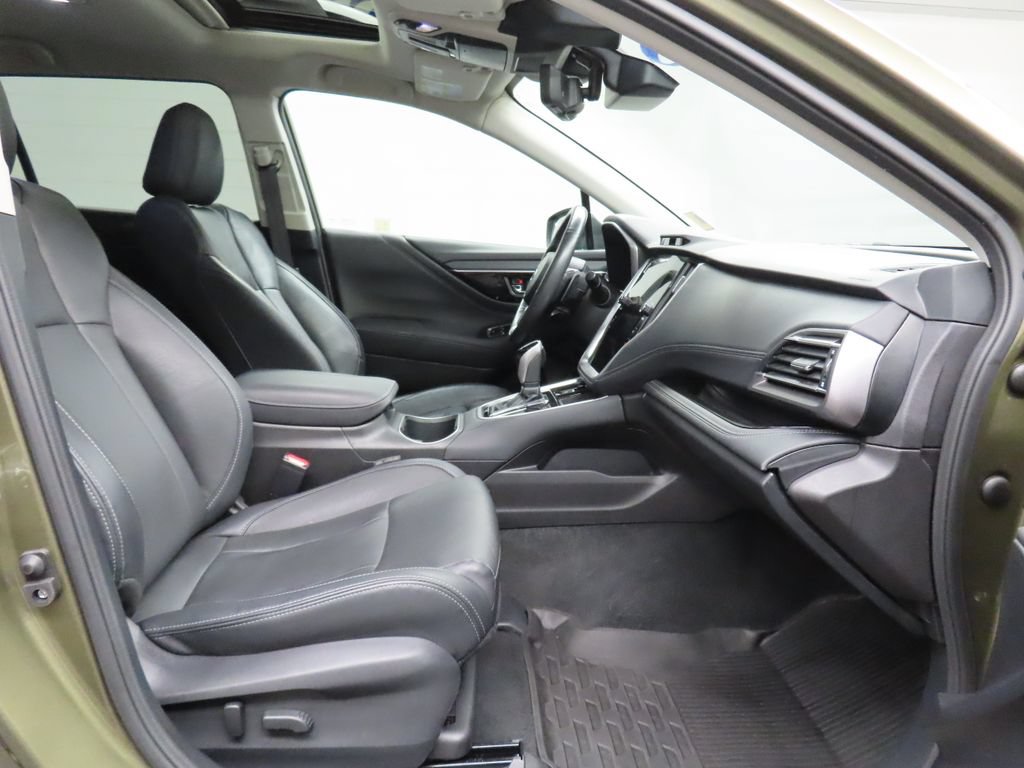 Used 2023 Subaru Outback Touring AWD/4WD image 30