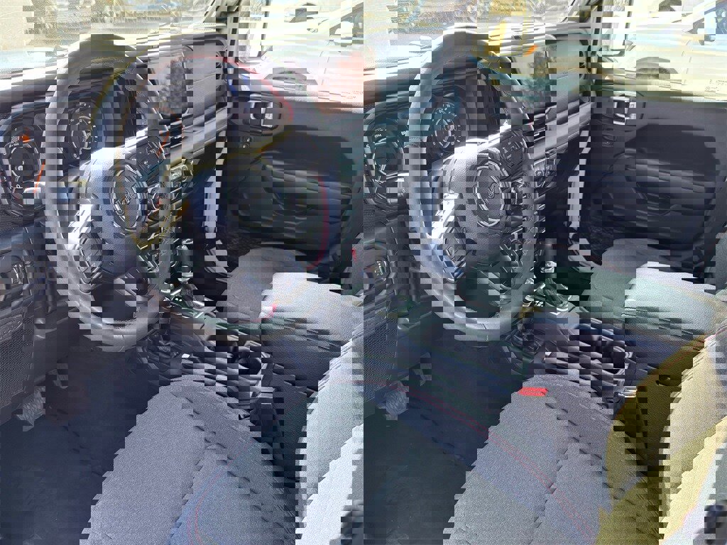 Used 2024 Jeep Wrangler Unlimited Rubicon image 12