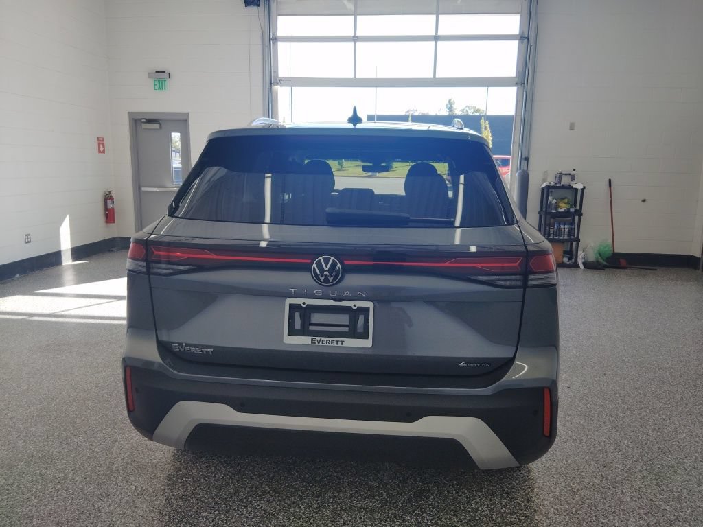 New 2026 Volkswagen Tiguan S AWD/4WD image 4