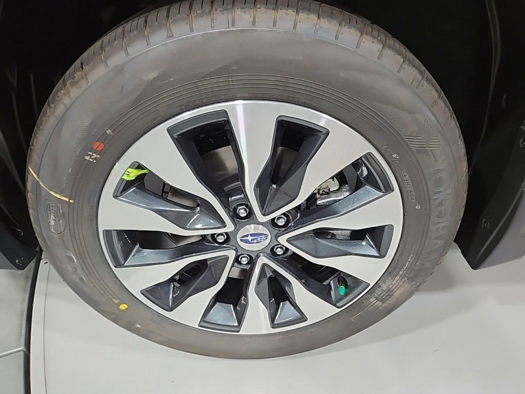 Used 2025 Subaru Outback Limited image 29