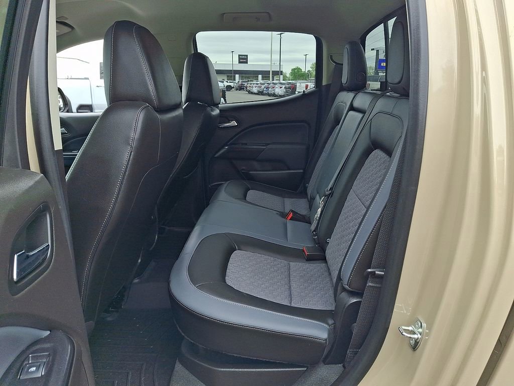 Used 2021 Chevrolet Colorado Z71 AWD/4WD image 10