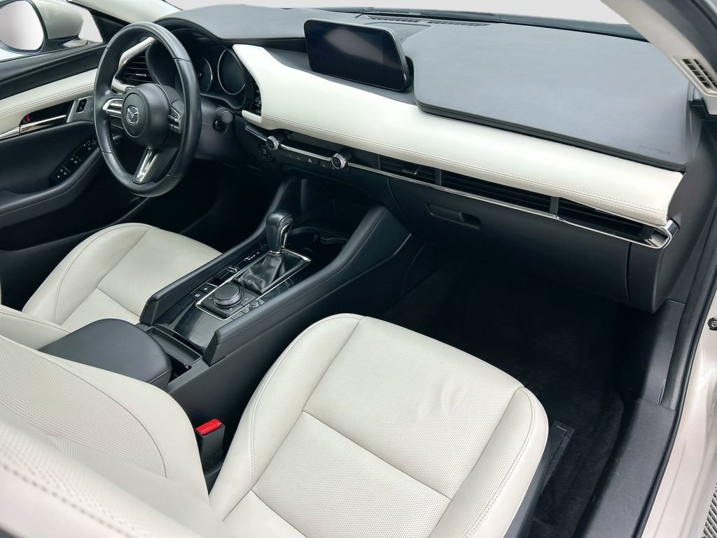 Used 2022 MAZDA MAZDA3 s image 16