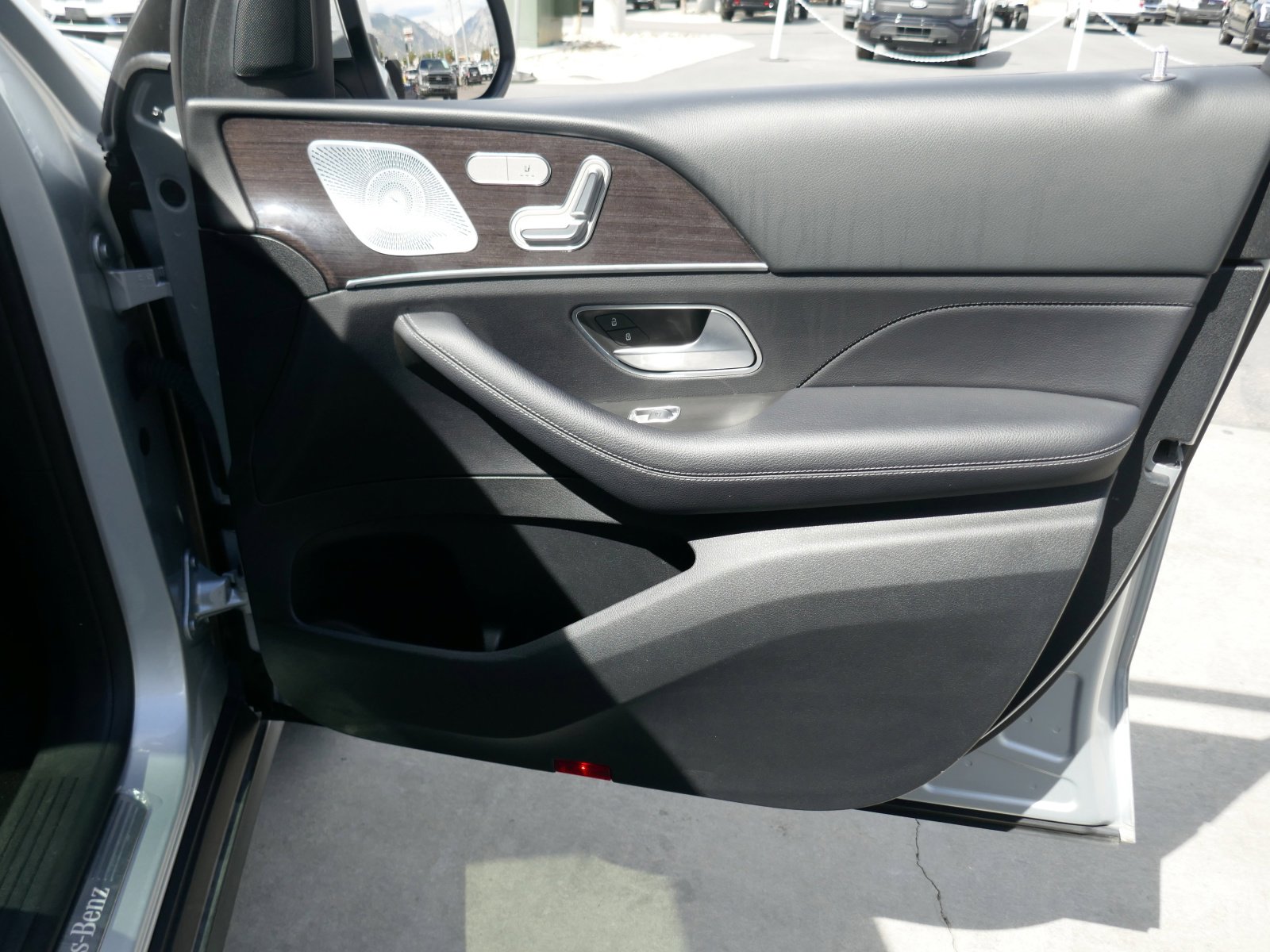 Used 2021 Mercedes-Benz GLE 350 4MATIC image 38