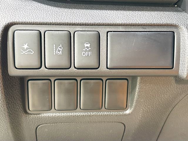 Used 2022 Mitsubishi Eclipse Cross LE image 12