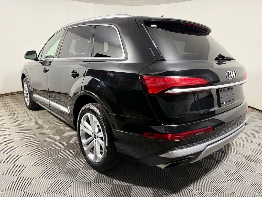 Used 2025 Audi Q7 3.0T Premium Plus AWD/4WD image 4