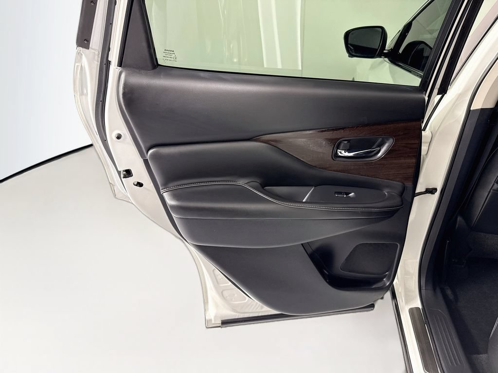 Used 2019 Nissan Murano Platinum w/ Cargo Package FWD image 26