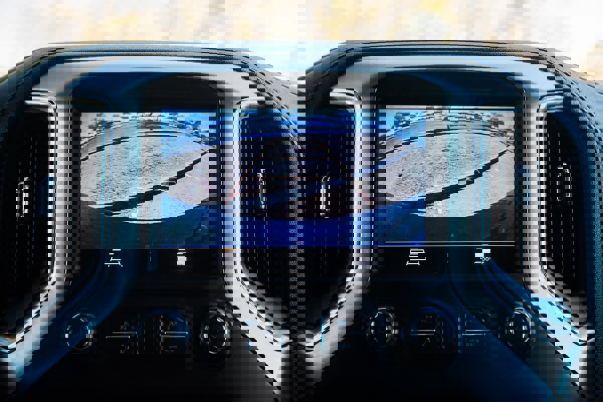 Used 2021 Chevrolet Silverado 1500 LT image 21