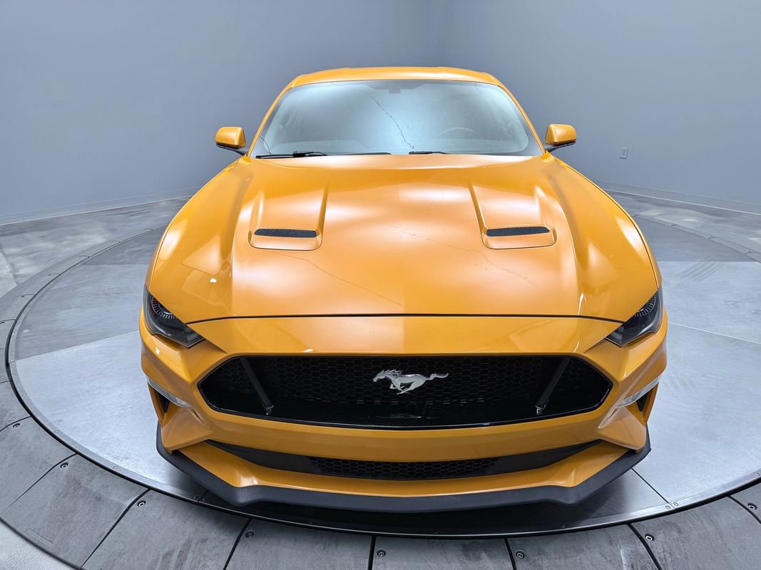 Used 2018 Ford Mustang GT RWD image 2