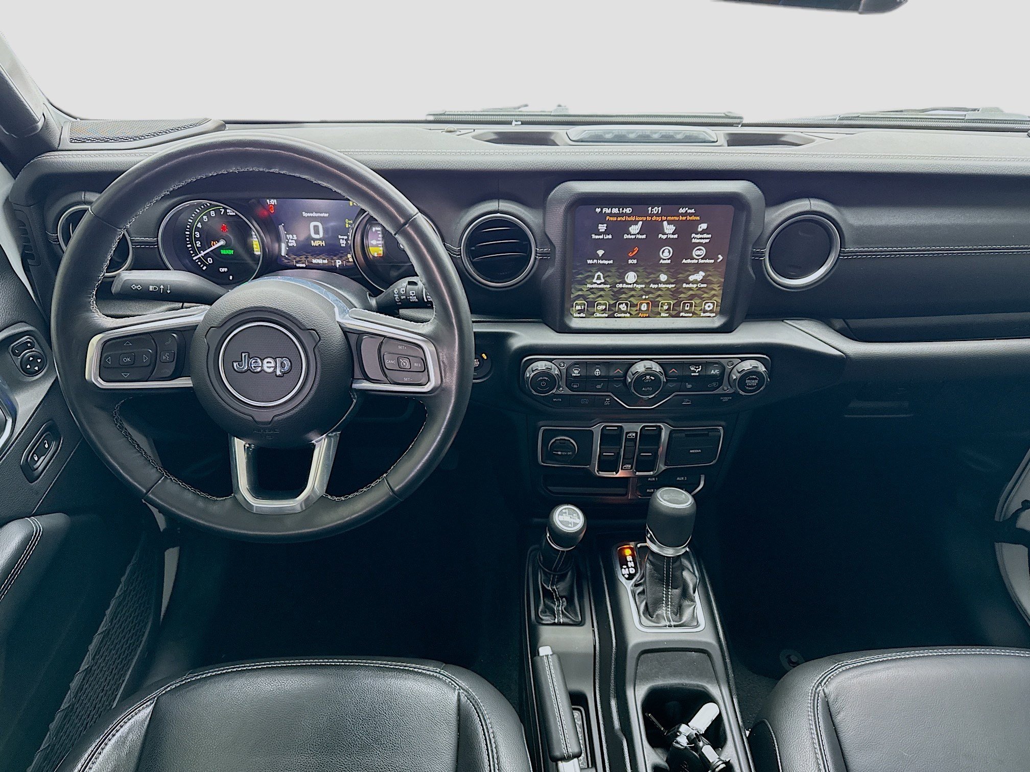 Used 2022 Jeep Wrangler Unlimited Sahara w/ Cold Weather Group image 14