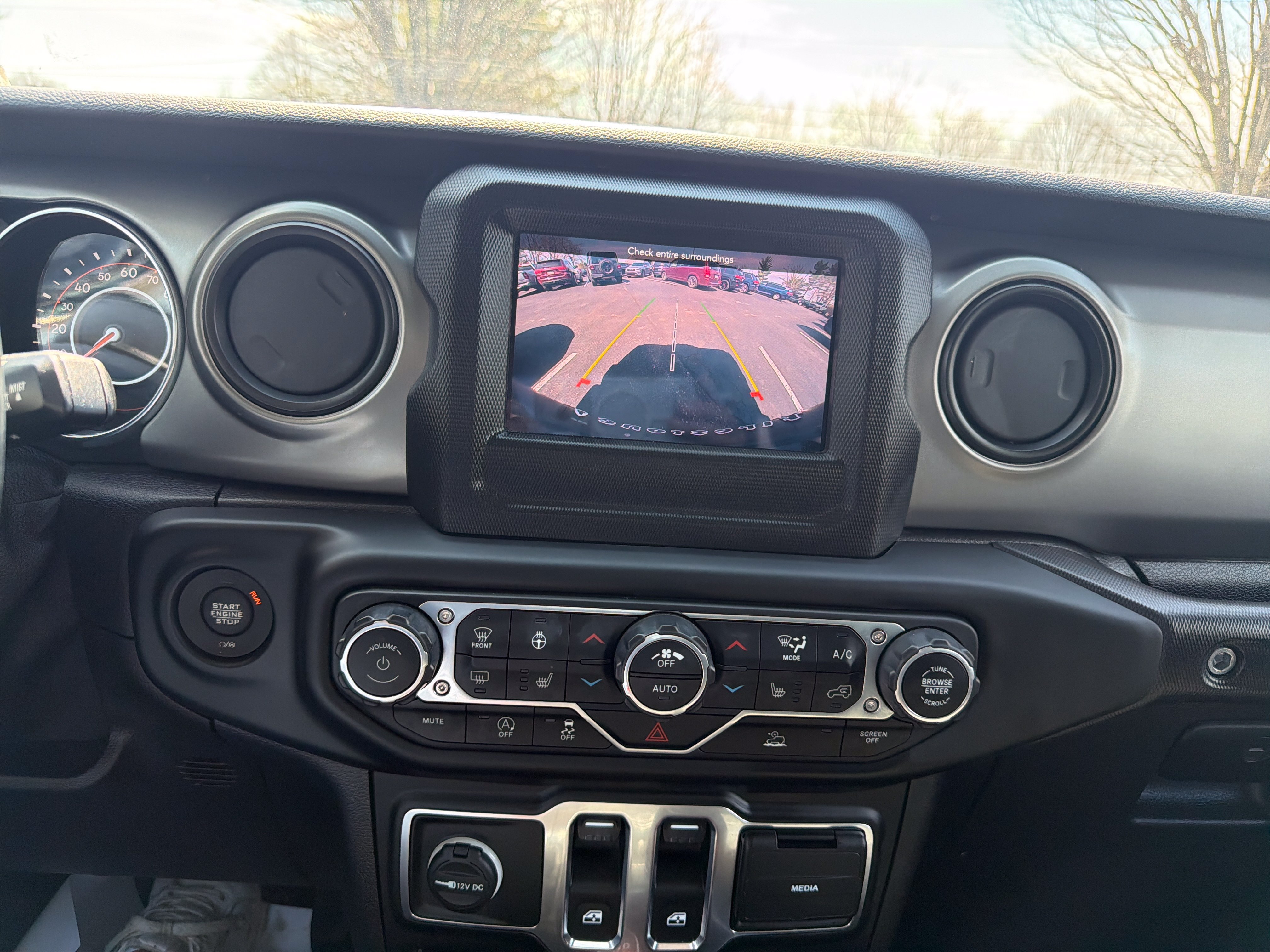 Used 2021 Jeep Wrangler Willys AWD/4WD image 27