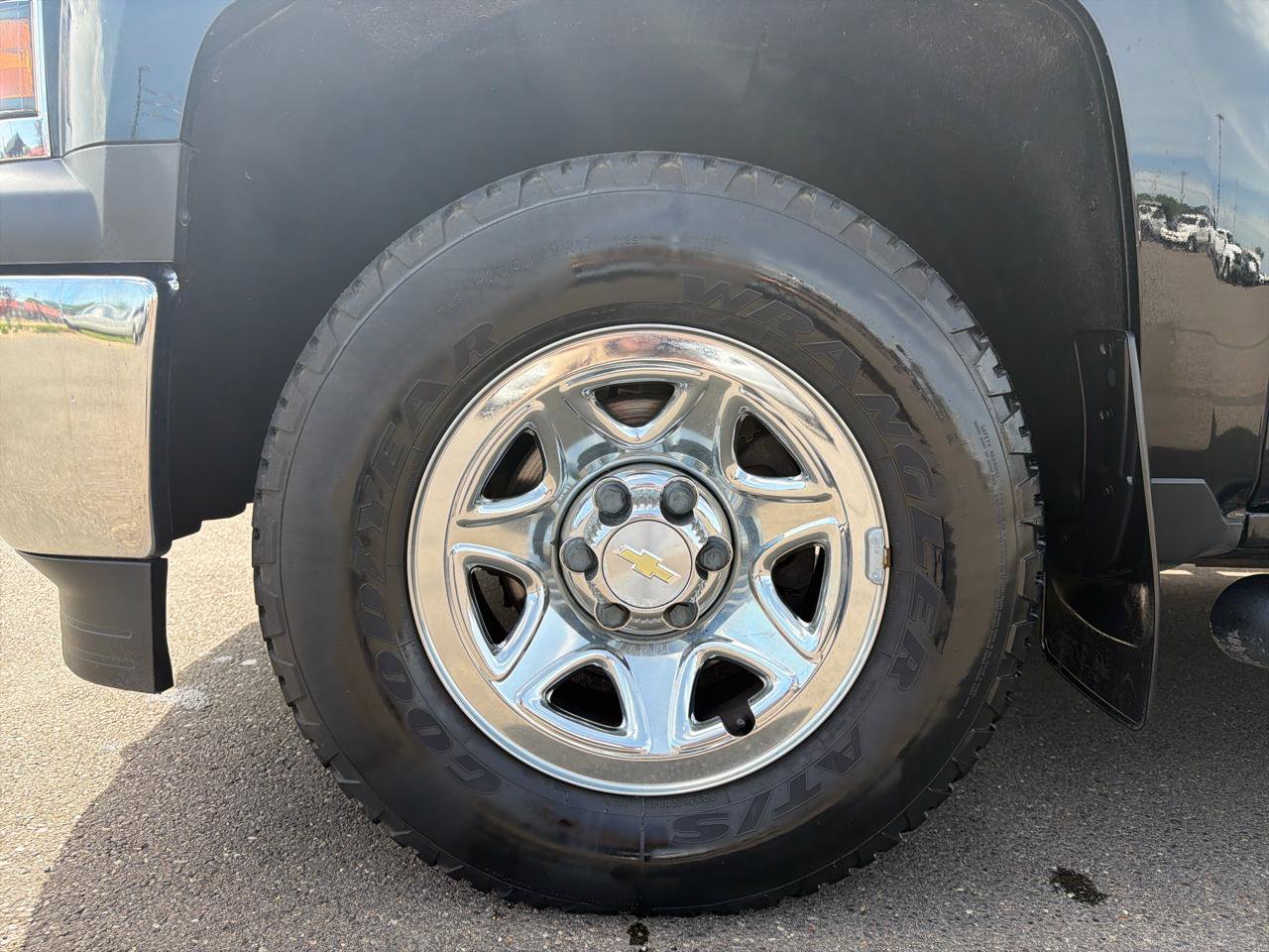 Used 2015 Chevrolet Silverado 1500 LS w/ Trailering Package AWD/4WD image 17