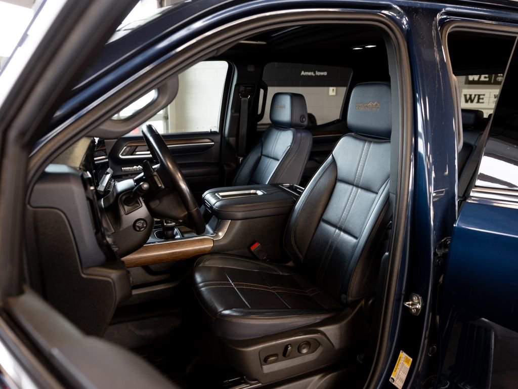 Used 2022 Chevrolet Silverado 1500 High Country w/ High Country Premium Package image 11