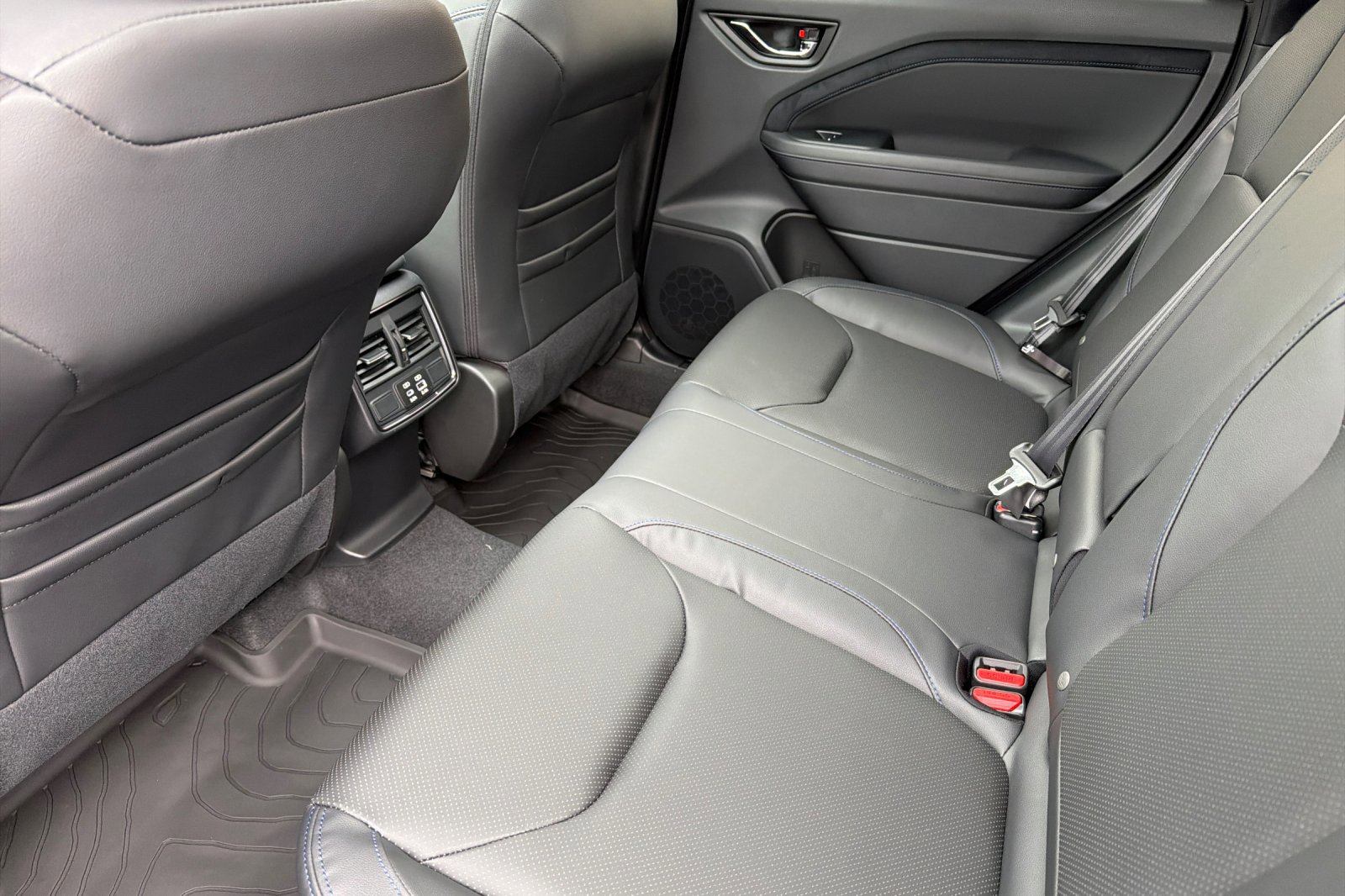 New 2025 Subaru Forester Limited image 12