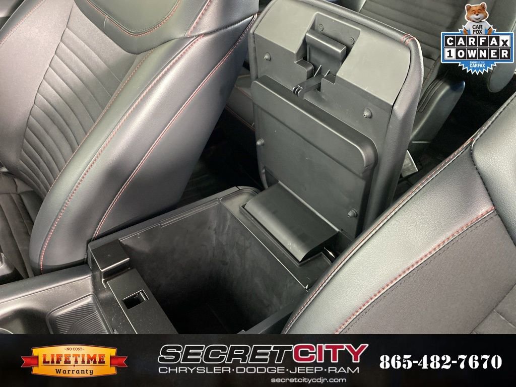 Used 2025 Ford Explorer ST-Line image 24