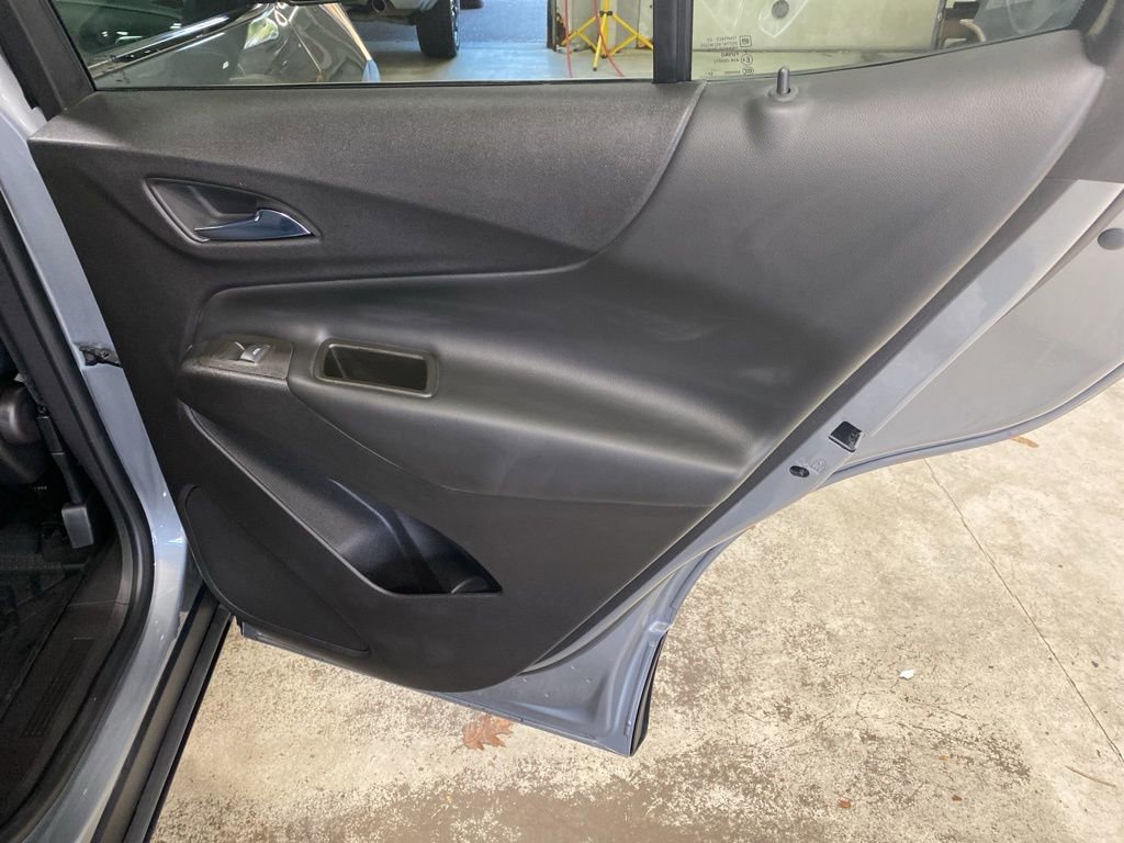 Used 2024 Chevrolet Equinox LT w/ LPO, Floor Liner Package image 15