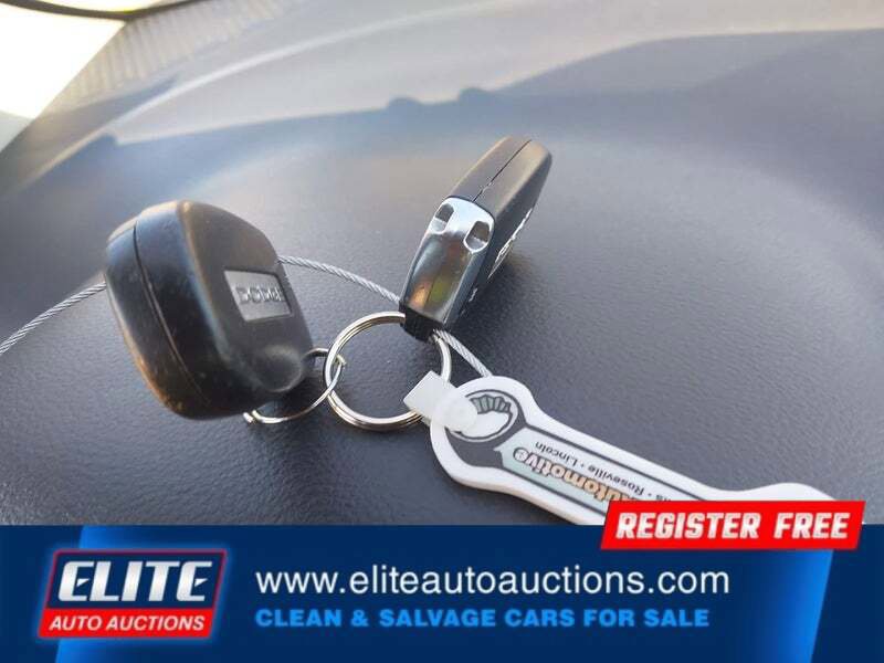 Used 2017 Dodge Journey SE w/ Flexible Seating Group FWD image 21