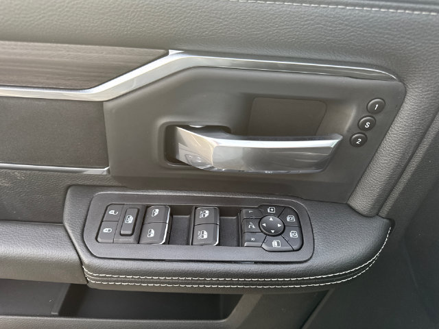 New 2027 RAM 2500 Laramie AWD/4WD image 12