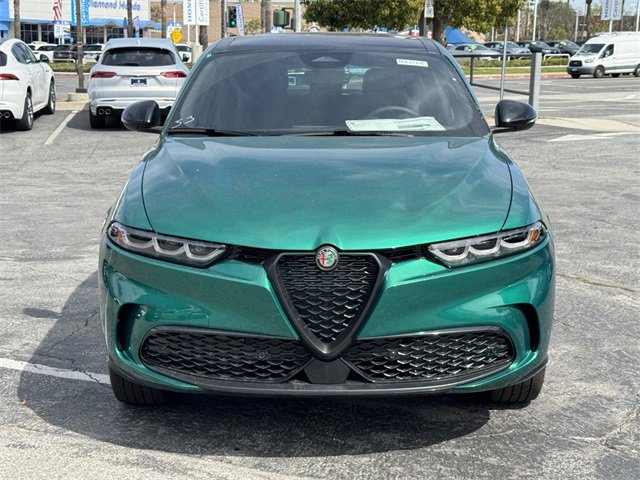 New 2025 Alfa Romeo Tonale w/ Premium Package image 2