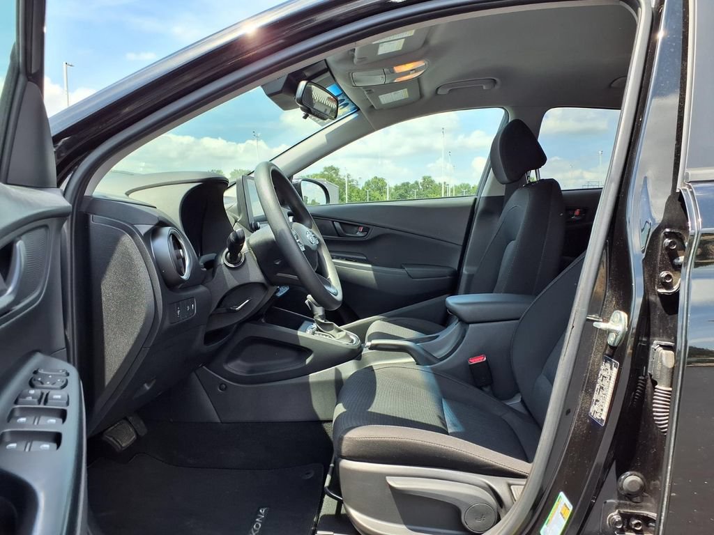 Used 2022 Hyundai Kona SEL AWD/4WD image 19